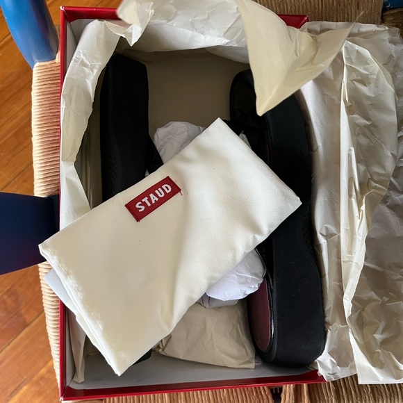 STAUD Tessa Croc-Embossed Leather Platform Thong Sandals NWT - Picture 5 of 5